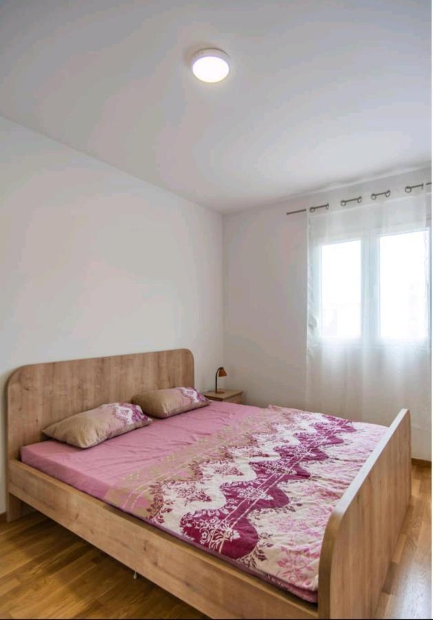 Sunny Hill Suite Ljubovic Podgorica Exterior foto